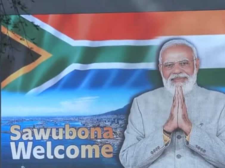 Screens In Johannesburg Show PM Modi, Security Beefed Up As Leaders Set To Meet For BRICS Summit 2023 BRICS Summit: Screens Display PM Modi's Photo, 'Rakhi Thali' Awaits Him In Johannesburg. WATCH