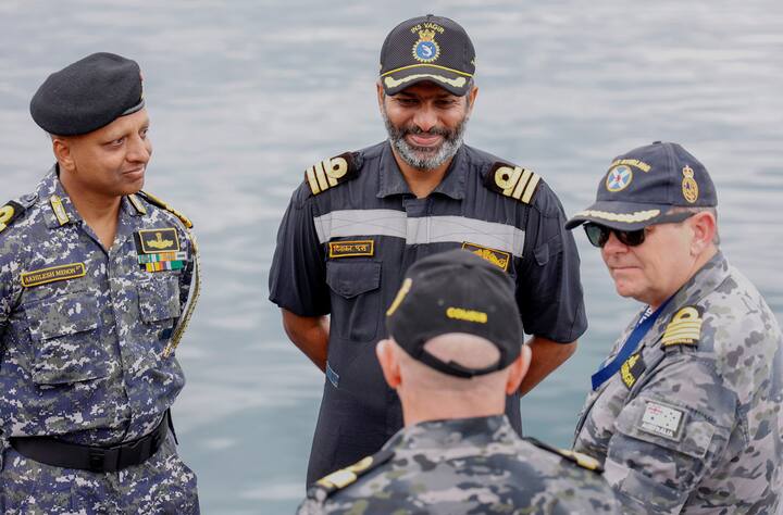 कलावरी श्रेणीच्या पहिल्या तुकडीतील सहा पाणबुड्यांपैकी ही एक पाणबुडी आहे. वागीरला 'सायलेंट किलर शार्क' असे देखील म्हणतात.