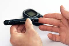 Diabetes : কীভাবে নজর ব্লাড সুগারে? মাত্রা ঠিক কত হলে ওষুধ খাওয়া ছাড়া উপায় নেই ?