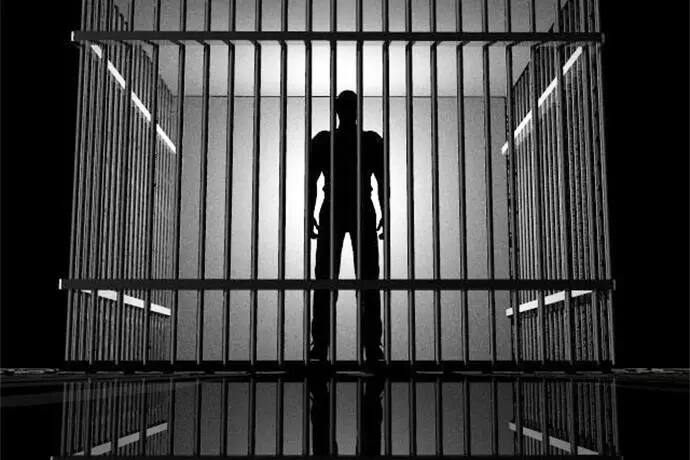 Mehsana: જેલની સફાઇ કરવા માટે બહાર લાવવામાં આવેલો કેદી ફરાર, જેલ તંત્ર પર સવાલો ઉઠ્યા..... Mehsana Crime: a prisoner go away from mehsana sub jail during cleaning of jail duty Mehsana: જેલની સફાઇ કરવા માટે બહાર લાવવામાં આવેલો કેદી ફરાર, જેલ તંત્ર પર સવાલો ઉઠ્યા.....