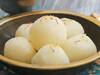 Rasagulla: செம டேஸ்டியான ரசகுல்லா... ரசித்து சாப்பிடும் வகையில் செய்வது எப்படி?