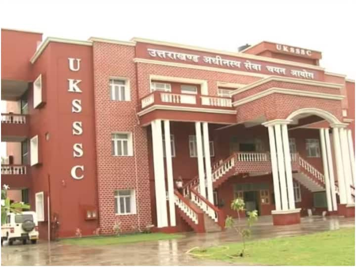 UKSSSC will soon make 14 new recruitments in Uttarakhand ANN Uttarakhand Jobs: उत्तराखंड में जल्द शुरू होगा बंपर सरकारी भर्तियों का दौर, अगले हफ्ते तक जारी हो जाएगा कैलेंडर