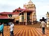 Kunkeshwar Temple Dress Code : अंगप्रदर्शक, उत्तेजक वस्त्रे, फाटलेल्या जीन्स नको; सिंधुदुर्गातील कुणकेश्वर मंदिरात प्रवेशासाठी ड्रेसकोड लागू