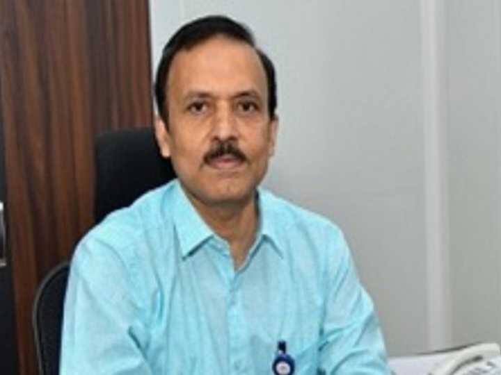 एस उन्नीकृष्णन नायर( S Unnikrishnan Nair), निदेशक, विक्रम साराभाई अंतरिक्ष केंद्र (वीएसएससी) : एस उन्नीकृष्णन नायर VSSC के प्रमुख और LVM3 रॉकेट के निर्माता हैं. वह और उनकी टीम मिशन के विभिन्न महत्वपूर्ण पहलुओं के लिए जिम्मेदार है.