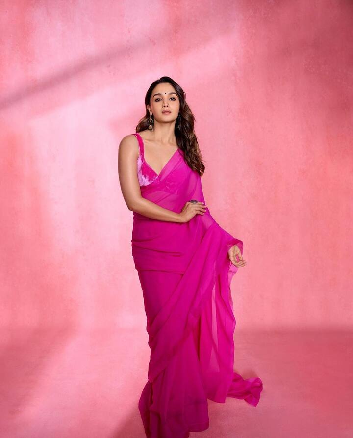 Alia's wardrobe is a mix of youthful dresses, tailored pantsuits, and fusion wear. She effortlessly transitions from casual chic to glamorous diva, all while maintaining an air of effortlessness.