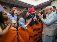 BRICS Summit: साउथ अफ्रीका के जोहान्सबर्ग में खास अंदाज में हुआ पीएम मोदी का स्वागत, देखें तस्वीरें