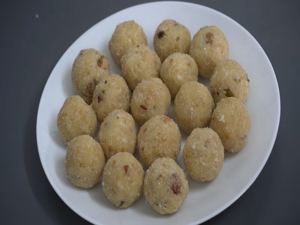 Festive Sweet Recipes To Delight Your Taste Buds: Nariyal Pak, Suji Ke Laddu, & Sugar-Free Besan Laddu