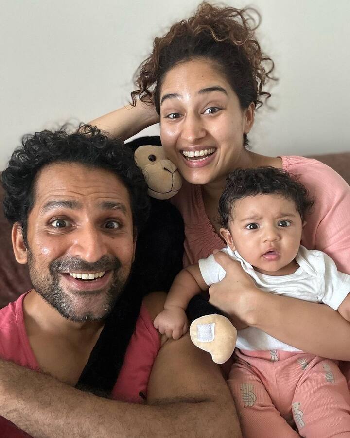 ఈ దంపతులకు ఒక కొడుకు కూడా పుట్టాడు.