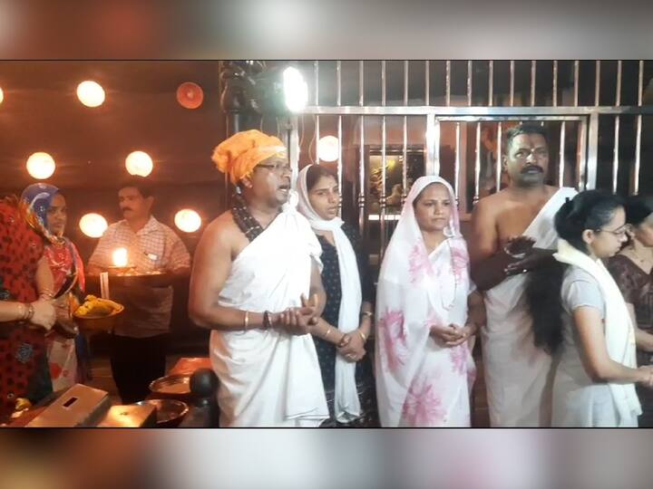 श्रीक्षेत्र दक्षिण काशी कपिलेश्वर मंदिरामध्ये चंद्रयान मोहीम यशस्वी व्हावी, म्हणून पहाटेपासून विविध धार्मिक कार्यक्रमांचे आयोजन करण्यात आलं होतं.