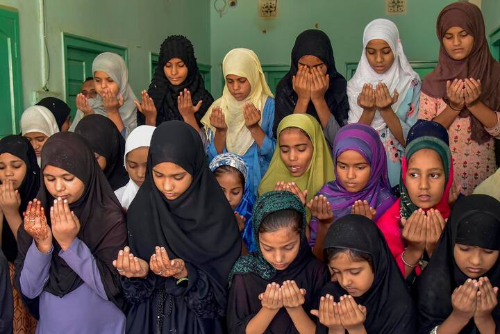 तर बिकानेर च्या मुलांनी चांद्रयान 3 च्या यशस्वी लॅण्डिंगसाठी दुवा मागितल्या