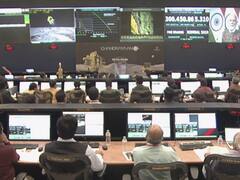 Chandrayaan 3 Land: भारत से सैकड़ों किलोमीटर दूर बैठे पीएम मोदी ने कैसे चंद्रयान 3 को देखा चांद पर उतरते हुए