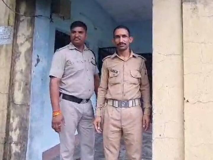 Uttarakhand Crime: उत्तराखंड के रामनगर में दिल्ली पुलिस के रिटायर्ड दारोगा ने लगाई फांसी, जांच में जुटी पुलिस Uttarakhand Retired sub-inspector of Delhi Police hanged himself in Ramnagar ANN Uttarakhand Crime: उत्तराखंड के रामनगर में दिल्ली पुलिस के रिटायर्ड दारोगा ने लगाई फांसी, जांच में जुटी पुलिस