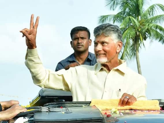 చంద్రబాబు ఢిల్లీ టూర్పై సర్వత్రా ఆసక్తి- బీజేపీ పెద్దలతోనూ భేటీకి ప్రయత్నాలు! చంద్రబాబు ఢిల్లీ టూర్పై సర్వత్రా ఆసక్తి- బీజేపీ పెద్దలతోనూ భేటీకి ప్రయత్నాలు!