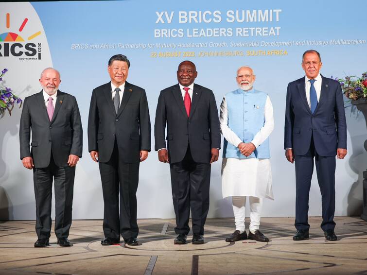 PM Modi attends BRICS Leaders' Retreat in South Africa PM Modi Deliberates On Global Developments At BRICS Leaders' Retreat In South Africa