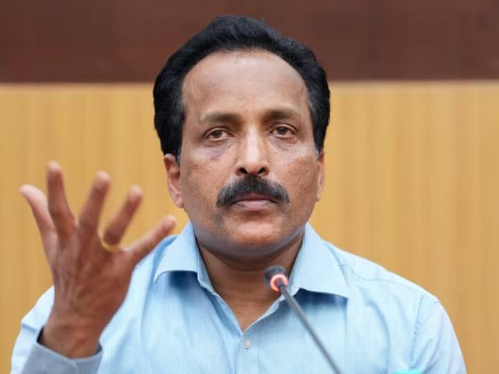 ISRO Chief S Somanath On Chandrayaan 3 Landing In Moon South Polar Chandrayaan 3 Landing: 'भारत चांद पर है', चंद्रयान-3  की सॉफ्ट लैंडिंग पर ISRO चीफ क्या बोले?