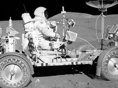 जब तीन दिन तक चांद पर रहे थे एस्ट्रोनॉट... वीडियो में देखिए उन्होंने वहां क्या-क्या किया?