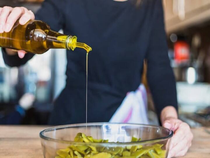 health tips olive oil can cause of cancer know its side effects in hindi खाने पकाने में इस तेल का इस्तेमाल यानी कैंसर को दावत ! आज ही संभल जाइए