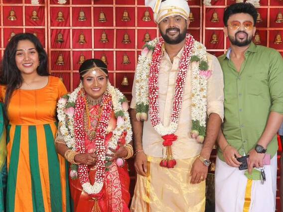 Ajay Bharath Wedding : தெய்வம் தந்த பூவே சீரியல் நடிகர் அஜய் பரத்தின் திருமண புகைப்படங்கள்.. Ajay Bharath Wedding : தெய்வம் தந்த பூவே சீரியல் நடிகர் அஜய் பரத்தின் திருமண புகைப்படங்கள்..