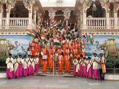 Chandrayaan 3: સ્વામિનારાયણ મંદિરમાં કરવામાં આવી ચંદ્રયાન 3ના સફળ લેન્ડિંગની ઉજવણી, જુઓ તસવીરો