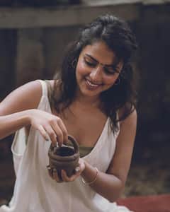 Amala Paul: మట్టి కుండలు చేస్తూ ప్రకృతిలో గడుపుతున్న అమలాపాల్