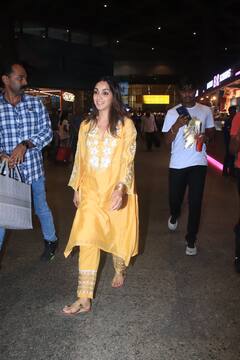 Kiara Advani Photos: येलो सूट में बला की खूबसूरत लगीं कियारा आडवाणी,क्यूटनेस पर दिल हार बैठे फैंस