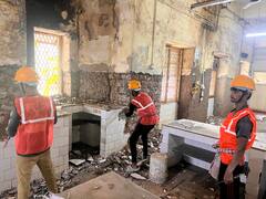 KEM Hospital : मुख्यमंत्र्यांच्या भेटीनंतर केईएम रुग्णालयात कामाला वेग