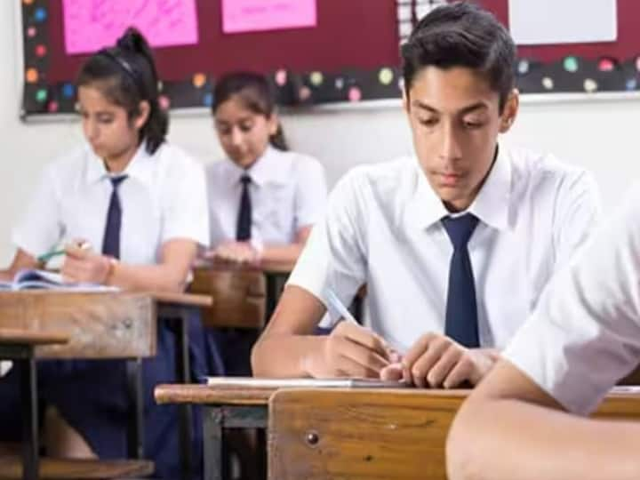 CBSE to conduct board exam twice in a Year सरकार का बड़ा ऐलान, अब साल में दो बार होंगी बोर्ड की परीक्षाएं! फिर ऐसे आएगा रिजल्ट