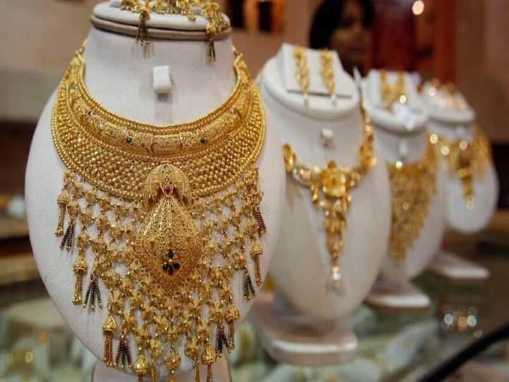 Latest Gold Silver Rate Today 24th august 2023 know gold price in your city chennai coimbatore Trichi bangalore Latest Gold Silver Rate: மேலும் உயர்ந்து அதிரடி.. உச்சத்தை நோக்கி தங்கம் விலை.. இவ்ளோ அதிகமாச்சா?