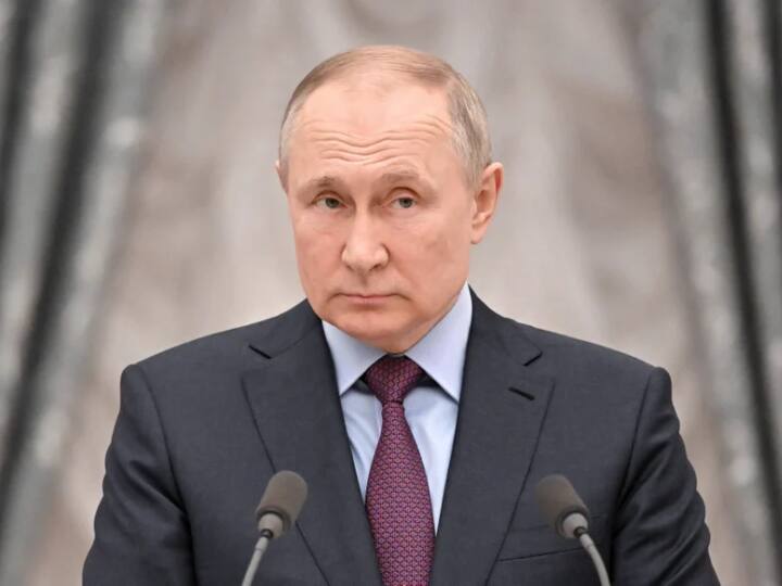 Russian President  Vladimir Putin accepts Jinping's invitation to visit China Vladimir Putin: अक्टूबर में चीन के दौरे पर जाएंगे रूसी राष्ट्रपति, व्लादिमीर पुतिन ने खुद की इस बात की पुष्टि