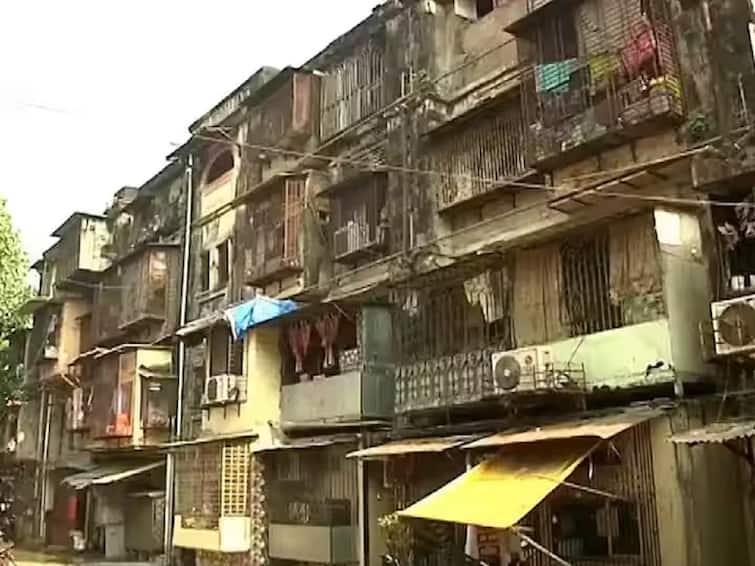 mumbai bdd news maharashtra govt giving homes police head constable files petition at HC BDD : मुंबईतील सर्व पोलीस वसाहतीतील घरांचा मालकी हक्क का नाही? बीडीडीप्रमाणे आम्हालाही घरांचा मालकी हक्क द्या; हायकोर्टात याचिका