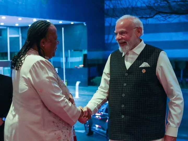 विक्रम की चांद की सतह पर सॉफ्ट लैंडिंग के साथ ही भारत चांद में पहुंचने वाला चौथा देश बन गया है. भारत से पहले चीन, अमेरिका, पूर्व का यूएसएसआर और चीन यह महारथ हासिल कर चुके हैं.