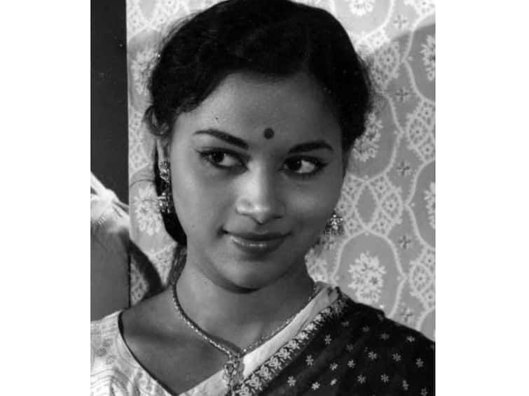 Seema Deo Death Anand Actor Seema Deo Passes Away Veteran Actor Seema Deo, Known For Roles In Anand And Kora Kagaz, Dies At 81