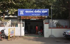 पत्नीचा गळा चिरून केला खून, पती स्वतः चंदननगर पोलीस ठाण्यात हजर, पोलिसही चक्रावले...