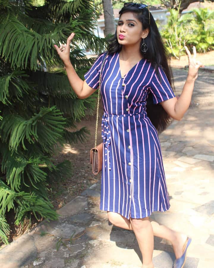 కన్నడ సీరియల్ 'బిలి హెండి'లొ తొలిసారిగా నటించింది. ఆ తర్వాత స్టార్ మా లో ప్రసారమైన 'కోయిలమ్మ' సీరియల్ తో తెలుగులో ఎంట్రీ ఇచ్చింది