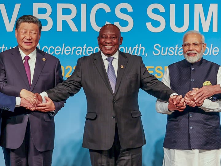 BRICS Summit 2023 Egypt Ethiopia Iran Argentina the United Arab Emirates and Saudi Arabia joins group BRICS Summit 2023: ब्रिक्स का बढ़ा कुनबा, ईरान, सऊदी अरब और अर्जेंटीना समेत 6 देशों को किया गया शामिल