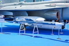 ASTRA Missile : पाकिस्तान आणि चीनला भरणार धडकी! एक घाव, शंभर तुकडे... स्वदेशी अस्त्र क्षेपणास्त्राची यशस्वी चाचणी