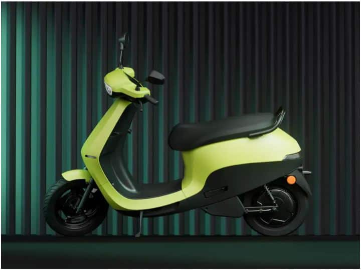  Ola electric started delivery of its s1 air electric scooters in india check the details here Ola S1 Air: शुरू हुई ओ ओला1 एयर इलेक्ट्रिक स्कूटर की डिलीवरी, हाल ही में हुई थी लॉन्चिंग