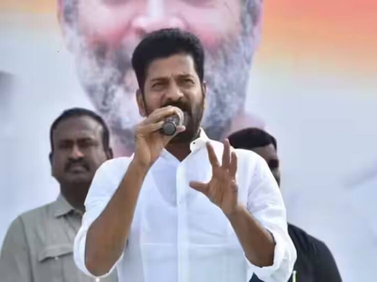 Revanth Reddy Fires On CM KCR In Prajagarjana Vikarabad All You Need To Know Revanth Reddy: ఒక్క మాదిగ బిడ్డకు మంత్రి పదవి లేదు, ఒక్క ముదిరాజ్‌కు ఎమ్మెల్యే టికెట్ ఇయ్యలేదు - రేవంత్