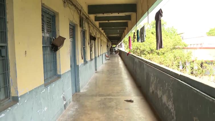 5 More Hostel Residents Summoned By Police In Jadavpur University Student Death Case JU Student Death:যাদবপুরে ছাত্রমৃত্যুতে আরও ৫ হস্টেল আবাসিককে তলব পুলিশের