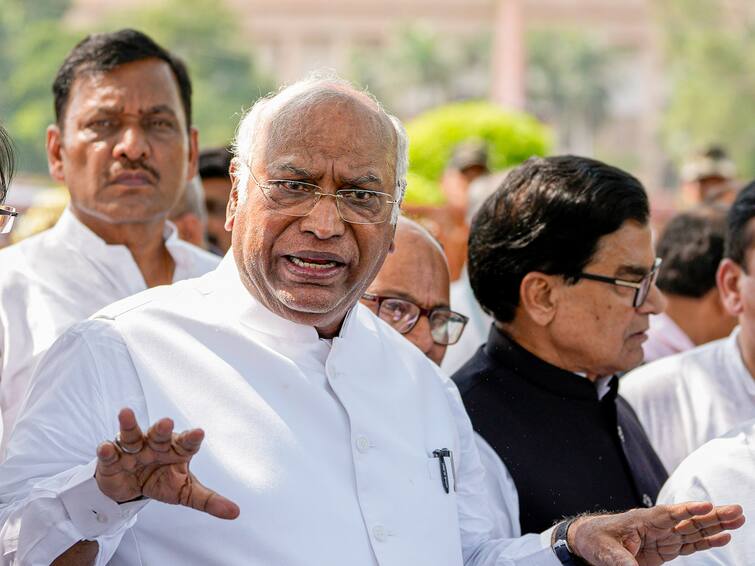 One Nation One Election Modi Govt Panel Congress Chief Mallikarjun Kharge BJP Election Commission ‘One Nation, One Solution - To Get Rid Of BJP Misrule’: Kharge Questions ‘One Nation, One Election’ Agenda