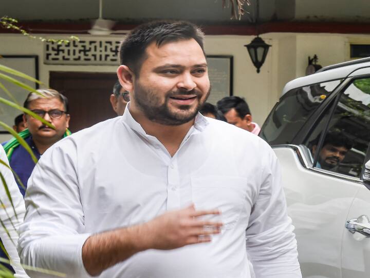 JDU leader Gopal Mandal statement on RJD leader Lalu Yadav statement that Tejashwi Yadav would become cm Tejashwi Yadav: JDU के इस बड़े नेता ने माना तेजस्वी यादव हैं मुख्यमंत्री के लिए काबिल, महागठबंधन में हलचल हुई तेज