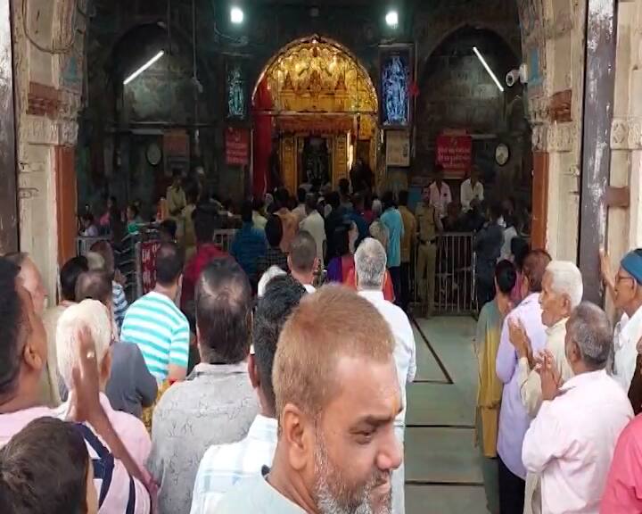 Dakor: Devotees have to pay 500 rupees if they want to have a VIP darshan of Lord Ranchhodraiji Dakor: હવે 500 રૂપિયા ચૂકવો અને રણછોડરાયજીના નજીકથી કરો દર્શન, મંદિર કમિટીએ લીધો નિર્ણય