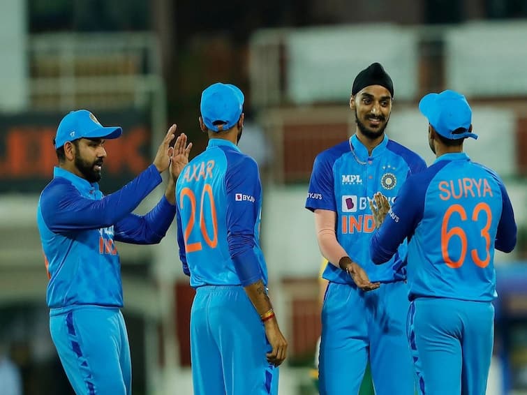 Team India include 15 bowlers as net players for the upcoming Asia cup preparation Asia Cup 2023: टीम इंडिया ने बनाया खास प्लान, उमरान-राहुल समेत 15 गेंदबाजों को खेमे में जोड़ा गया