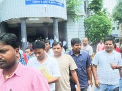 पटना परीक्षा देने पहुंचे शिक्षक अभ्यर्थियों ने सुनाई व्यथा, कहा- नौकरी के लिए मारे-मारे फिर रहे हैं