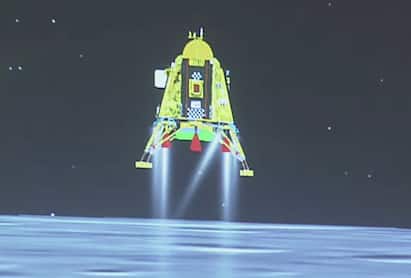 Pragyan Rover : நிலவில் கால் பதித்த சந்திரயான் 3ன் பிரக்யான் ரோவர் - பிரத்தியேகமான வீடியோவை வெளியிட்ட இஸ்ரோ!