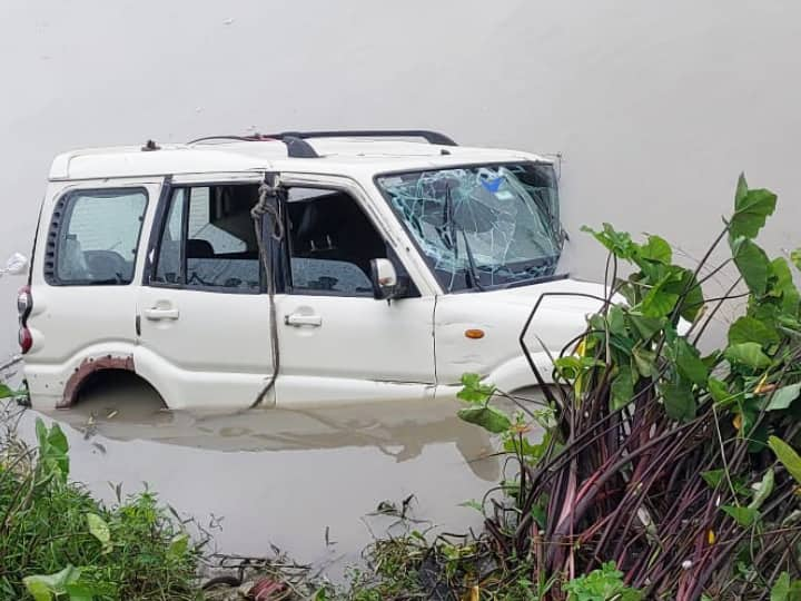 Bihar Chhapra 5 People Died in Road Accident Scorpio Fell into Canal ann Road Accident: बिहार के छपरा में 5 लोगों की मौत, नहर में गिरी स्कॉर्पियो, श्राद्ध से लौटने के दौरान हादसा