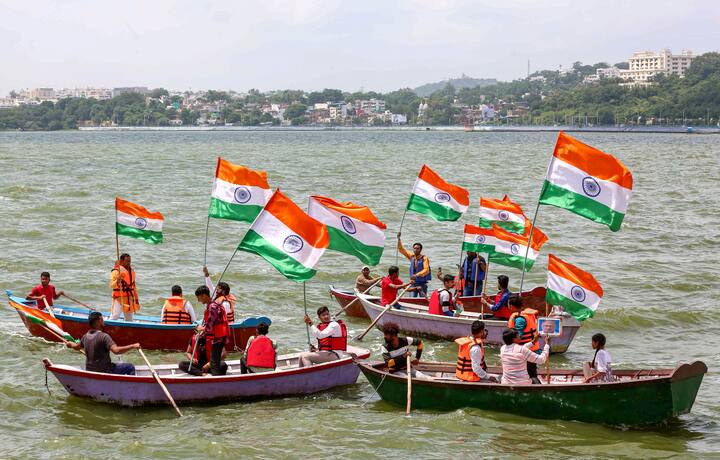 Chandrayaan-3 Success Celebration : भारताचं चांद्रयान-3 चंद्रावर पोहोल्यामुळे सर्व भारतीयांमध्ये उत्साहाचं वातावरण आहे.