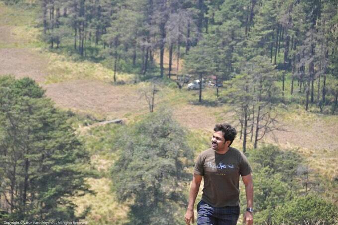 இந்த புகைப்படத்தில் கார்த்தி மிகவும் க்யூட்டாக உள்ளார் என்று கமெண்ட் செய்து வருகின்றனர் ரசிகர்கள்.