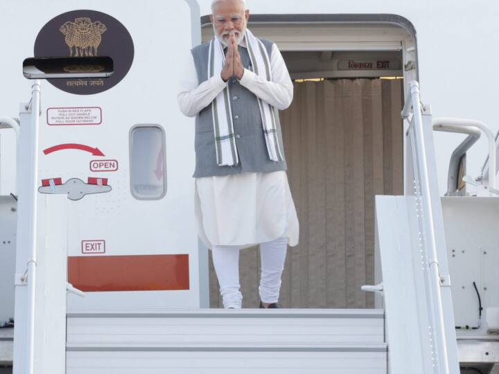 PM Modi in Greece on first indian prime ministerial visit in 40 years PM Modi Greece visit: प्रधानमंत्री नरेंद्र मोदी एक दिवसीय दौरे पर ग्रीस के एथेंस पहुंचे, 40 साल बाद किसी भारतीय पीएम का दौरा