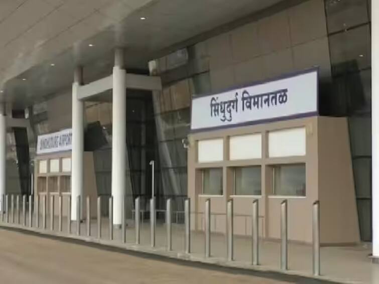 Regular passenger services Mumbai to Sindhudurg from Chipi Airport from 1st September amid ganeshotsav said Minister Ravindra chavan Ganeshotsav 2023 : गणेशोत्सवात कोकणवासियांचा प्रवास वेगवान होणार; 1 सप्टेंबरपासून चिपी विमानतळावरून नियमित प्रवासी सेवा